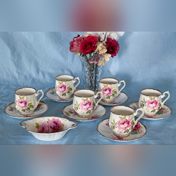 Beautiful Royal Albert American Beauty 6 Cups & Saucers. W/ Candy Dish. England - Picture 1 of 12